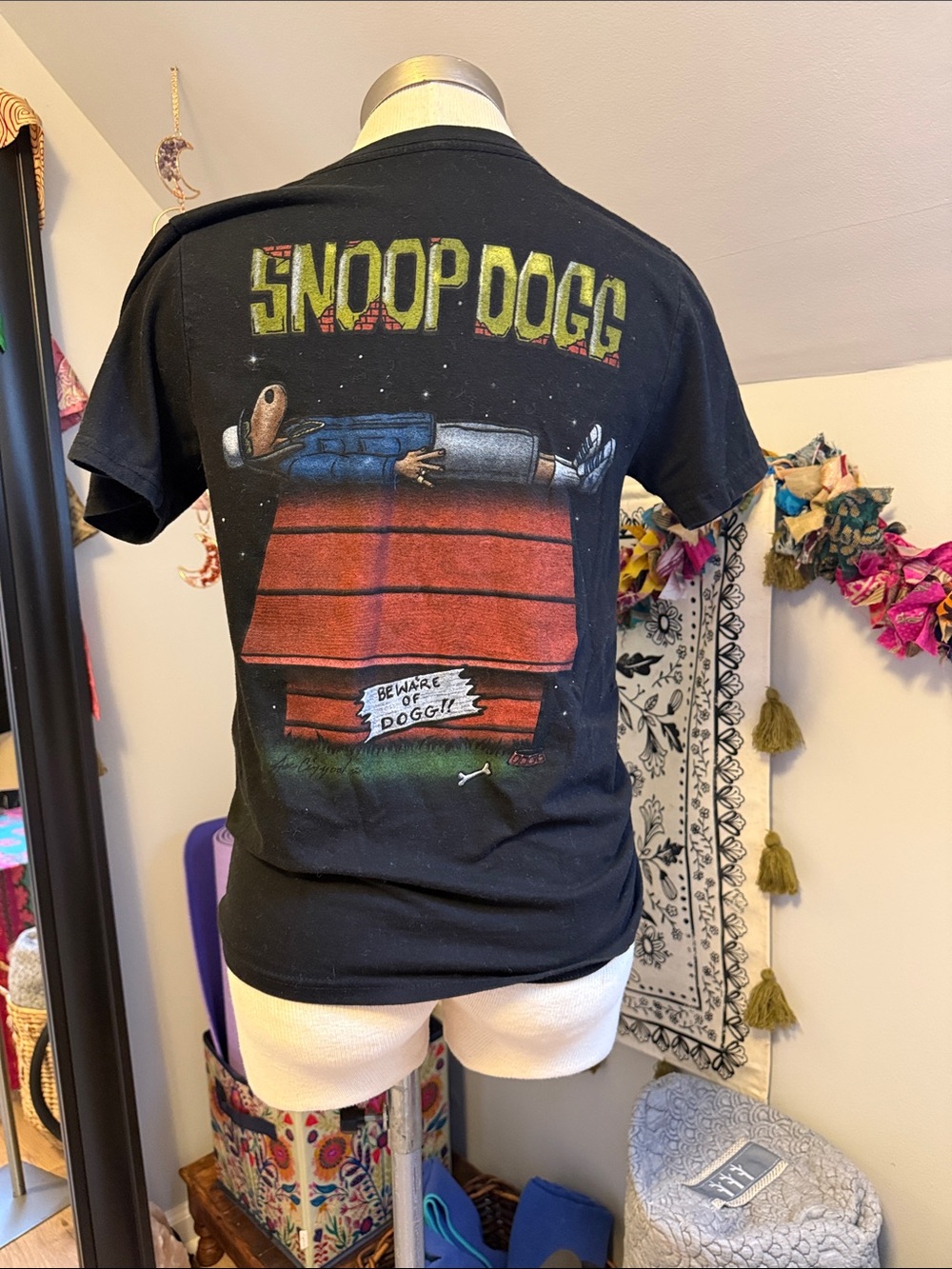“SNOOP DOGG” Black Short-Sleeve Graphic Tee